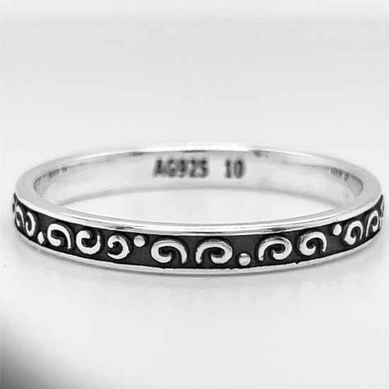 R832 Design Band Ring