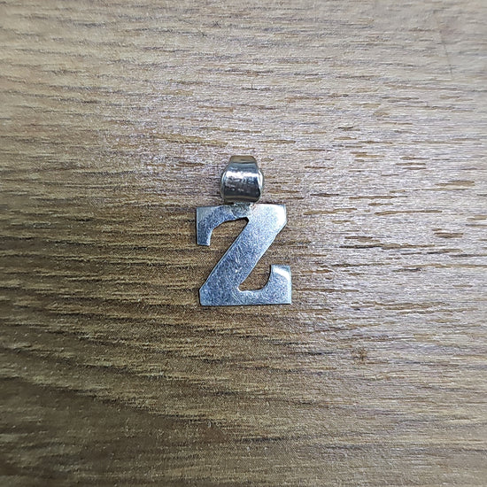 D1784 Letter Z Pendant