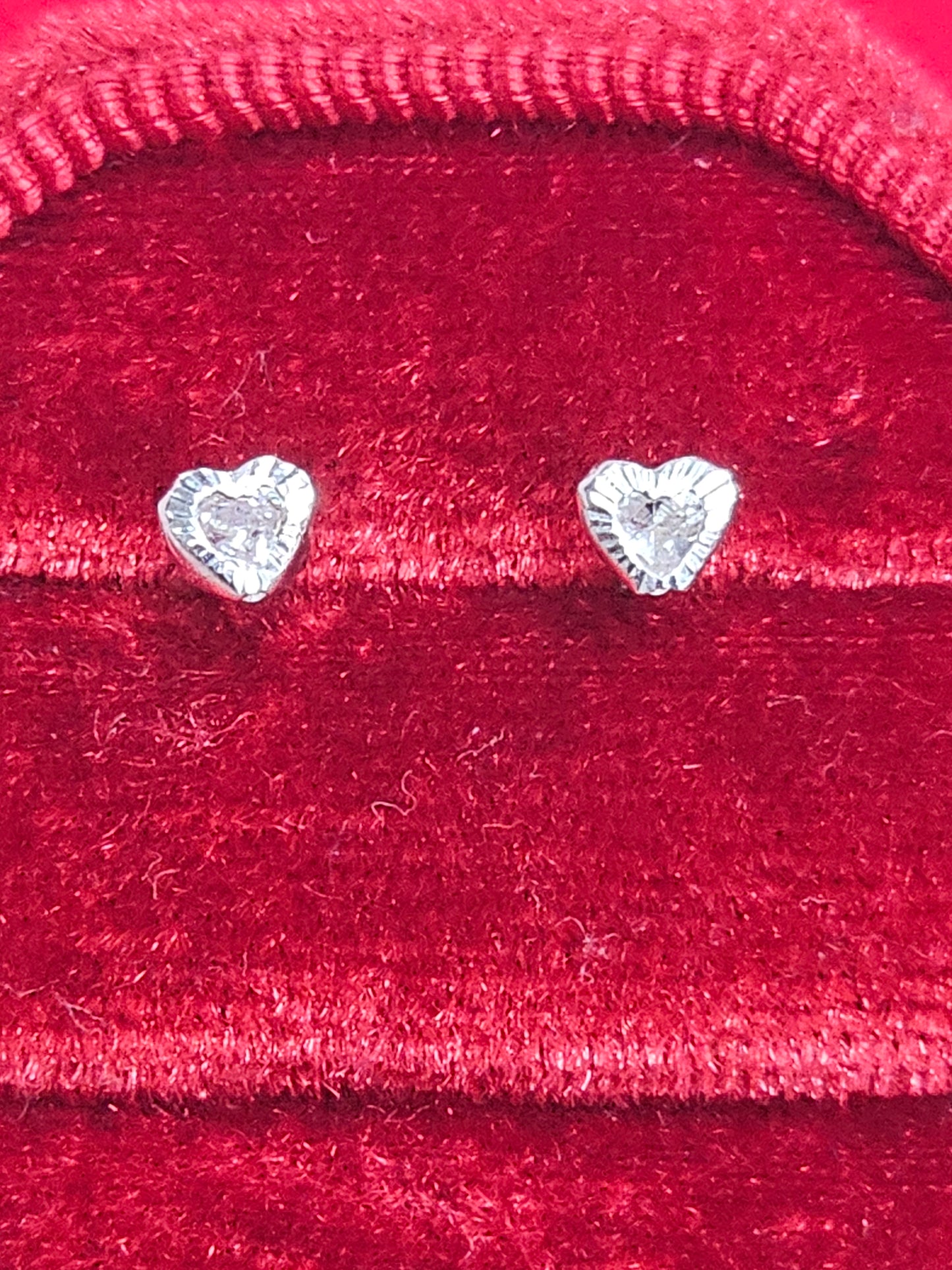 A958 Small Heart Post  Earrings