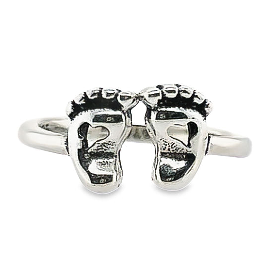 R252 Love Feet Ring