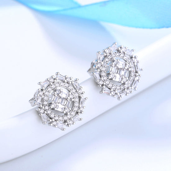 P139 Round Post Earrings