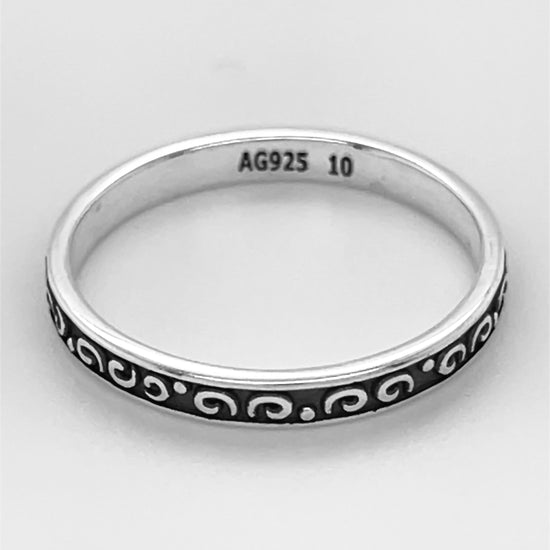 R832 Design Band Ring