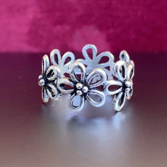 R9026 Flower All Around Ring