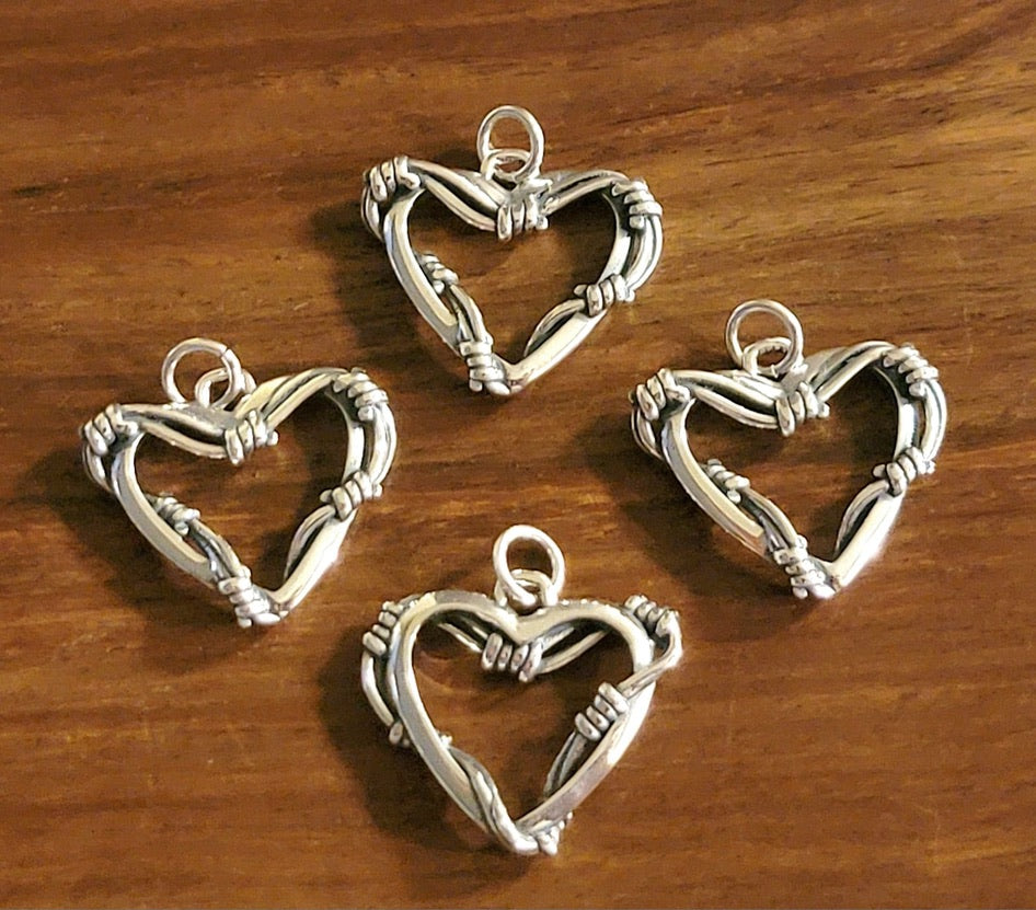 D1524 Heart Pendant