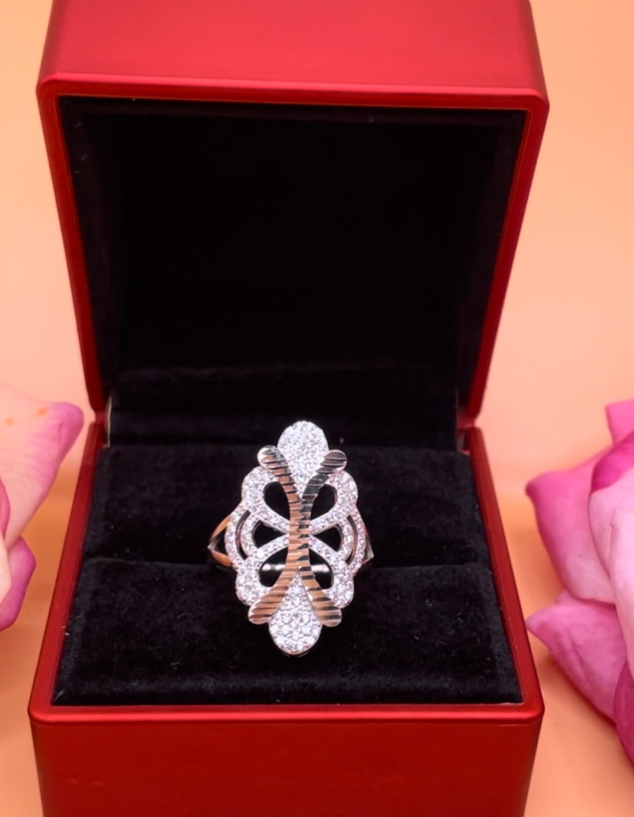 R9052 Luxury Butterfly Ring