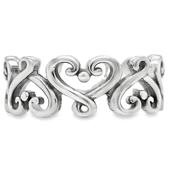 R11 Swirl Heart Ring