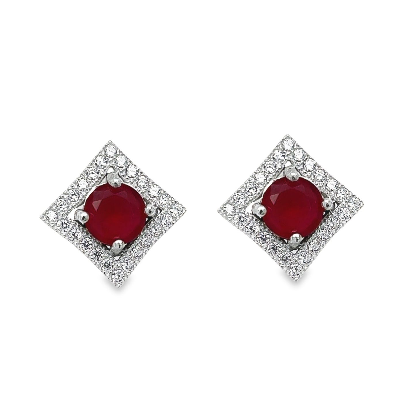 Pendientes cuadrados con circonita y diamantes rojos A668