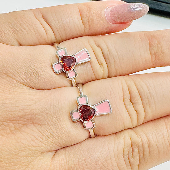 R943 Pink Cross Ring