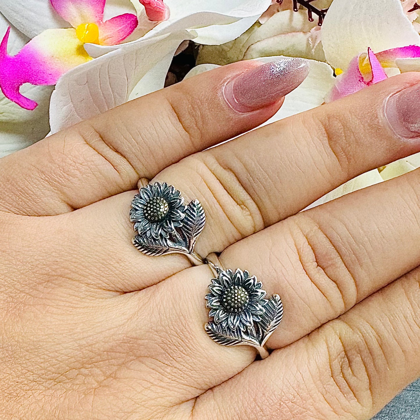 R498 Vintage Sunflower Ring