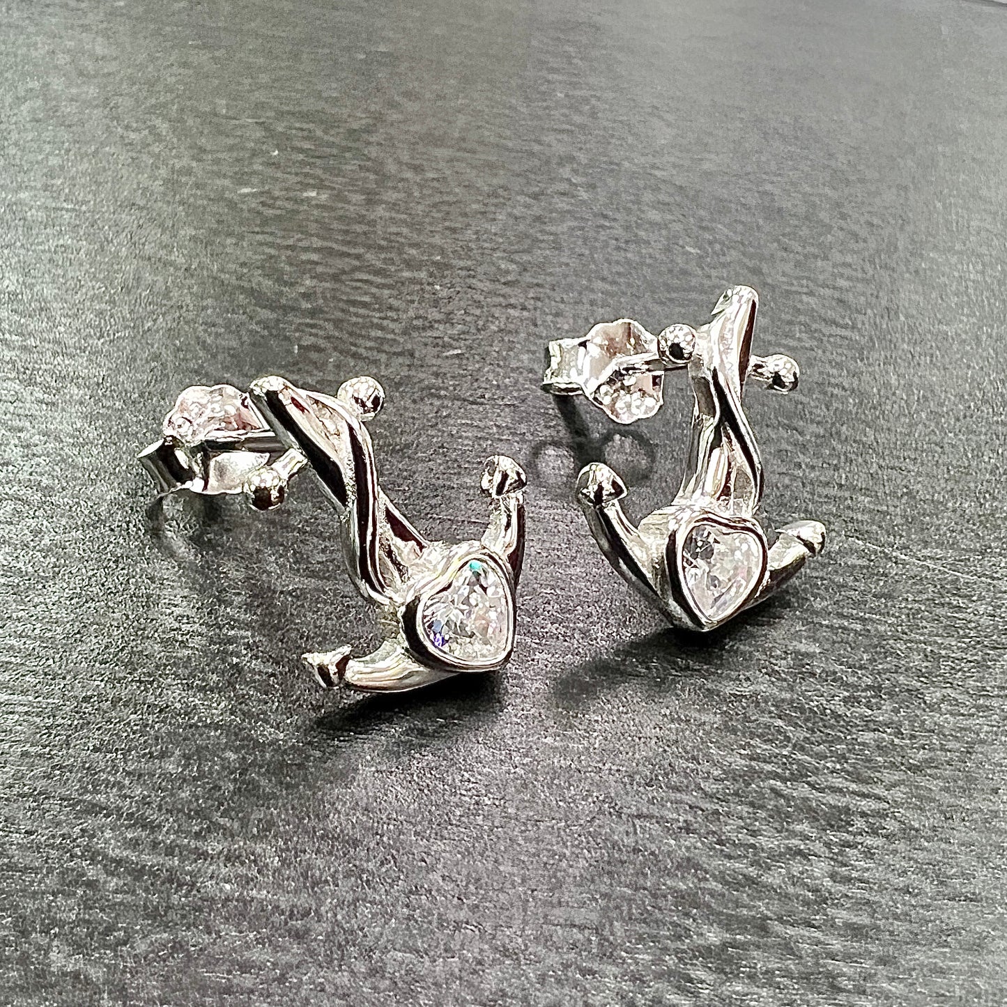 A747 anchor post earring