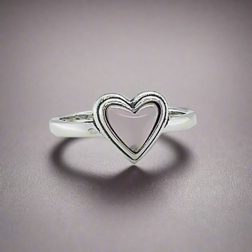 R857 Pink Heart Stone Ring