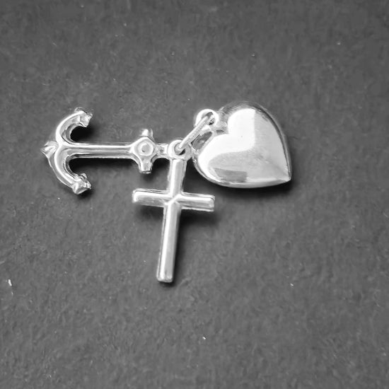 D2373 Faith Love Hope Pendant