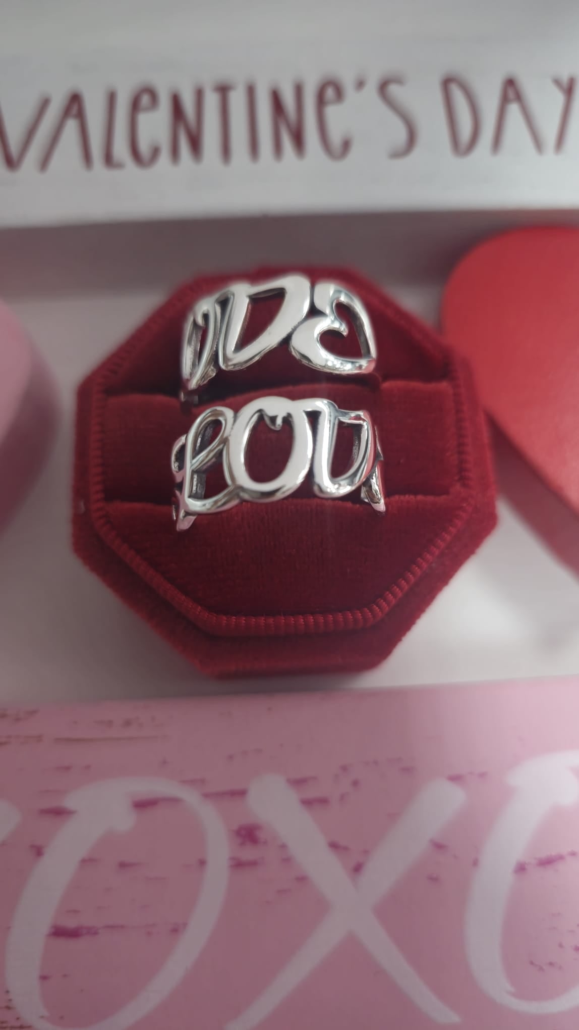 R1106 Love Ring