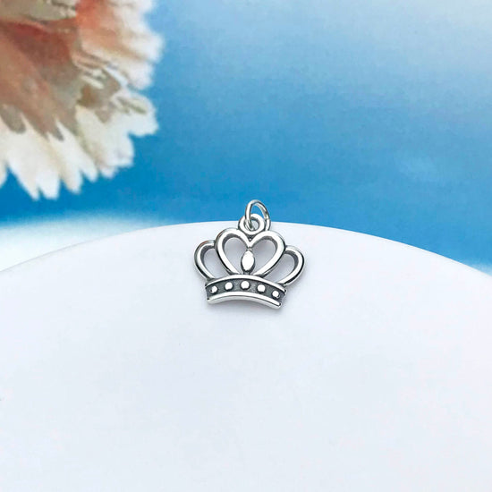 D1594 Heart Crown Pendant