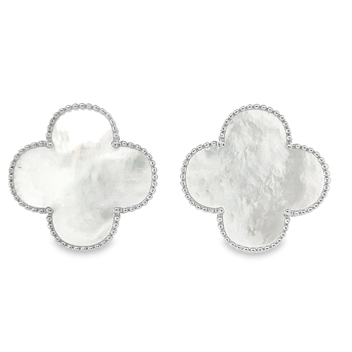 A799 Big White Flower Clover Post Earrings