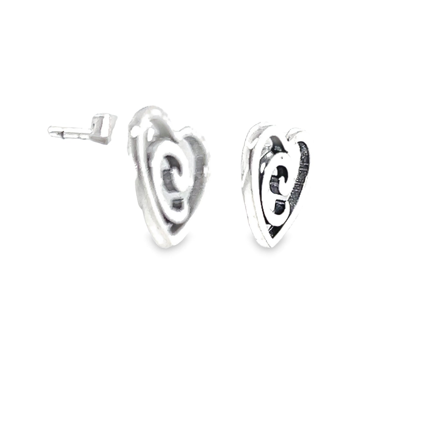 A427 Heart Letter C Post Earrings