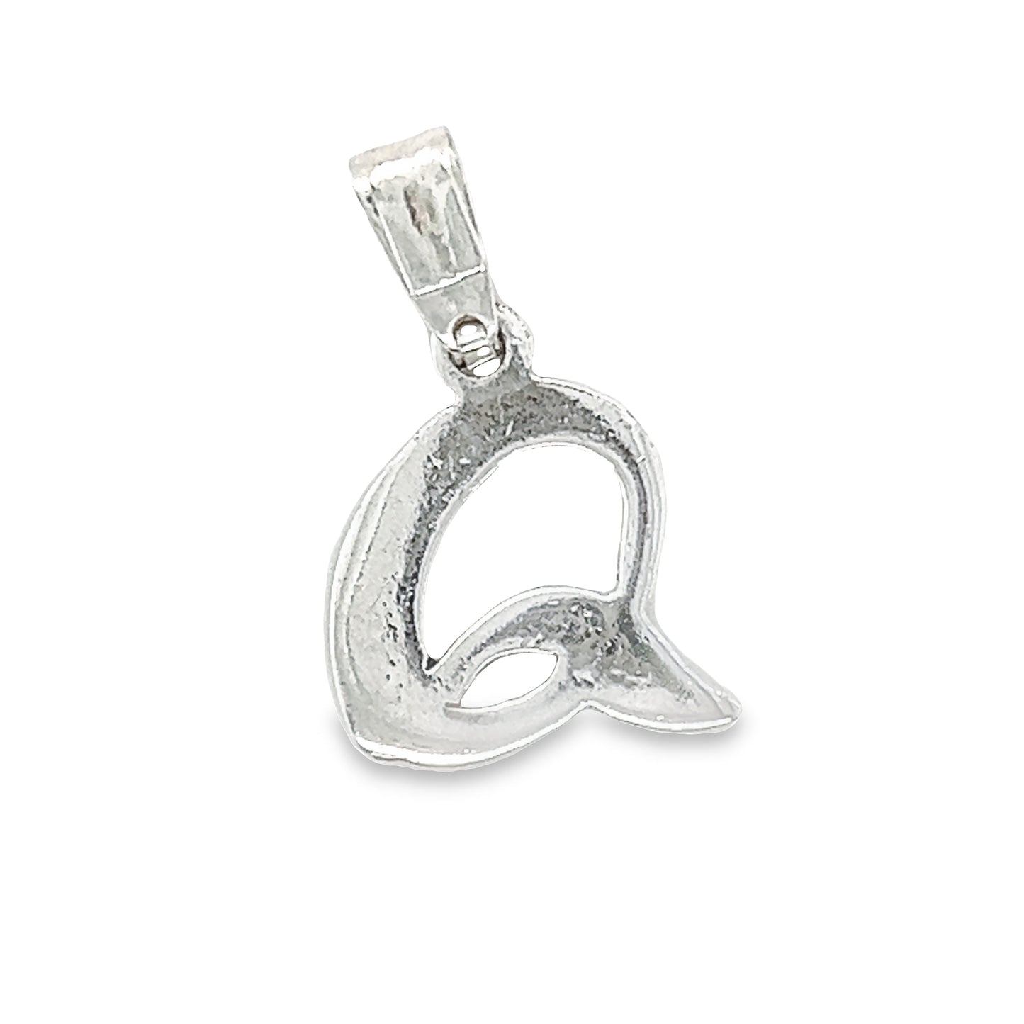 D802 Letter Q Pendant