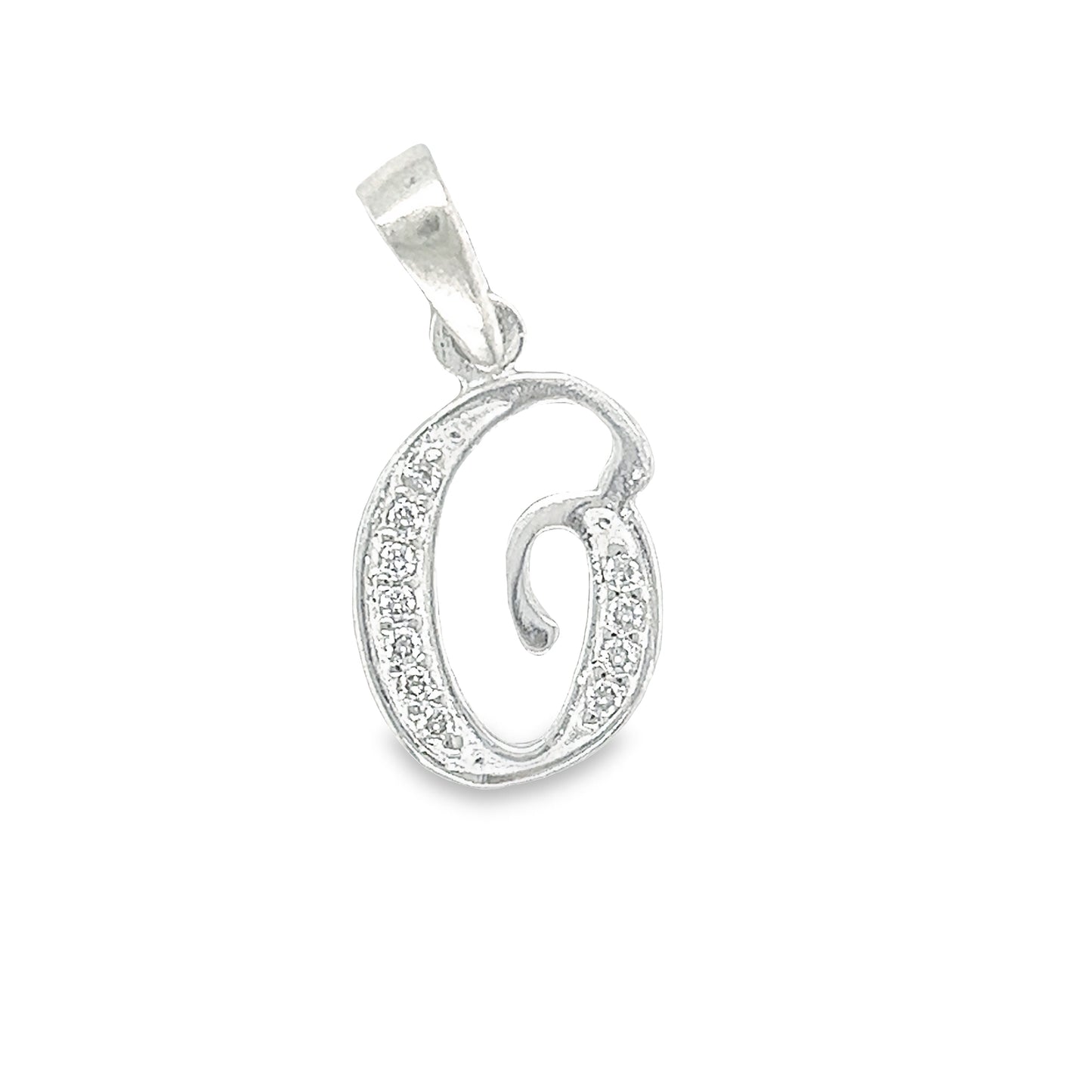 D857 Letter O Pendant