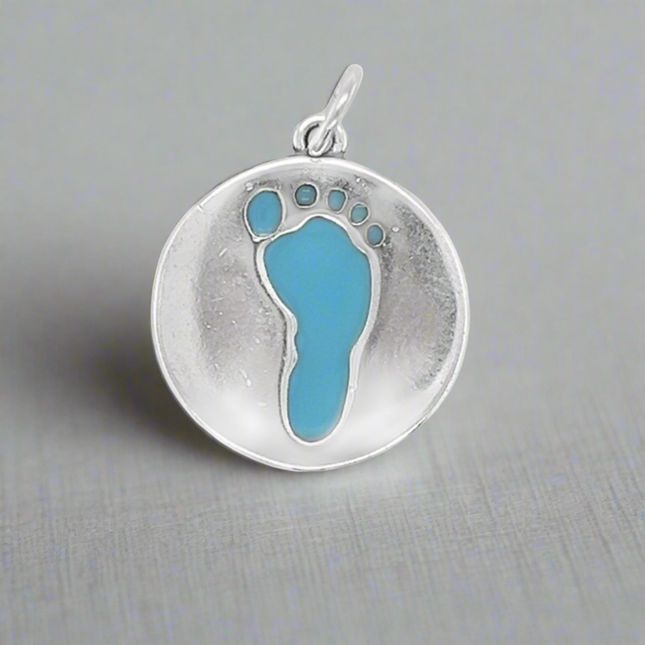 D1556 blue foot Pendant