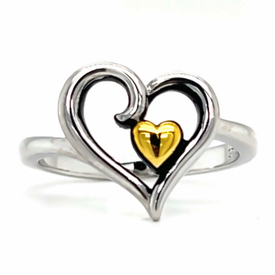 R910 Anillo Corazón Grande Con Corazón Dorado