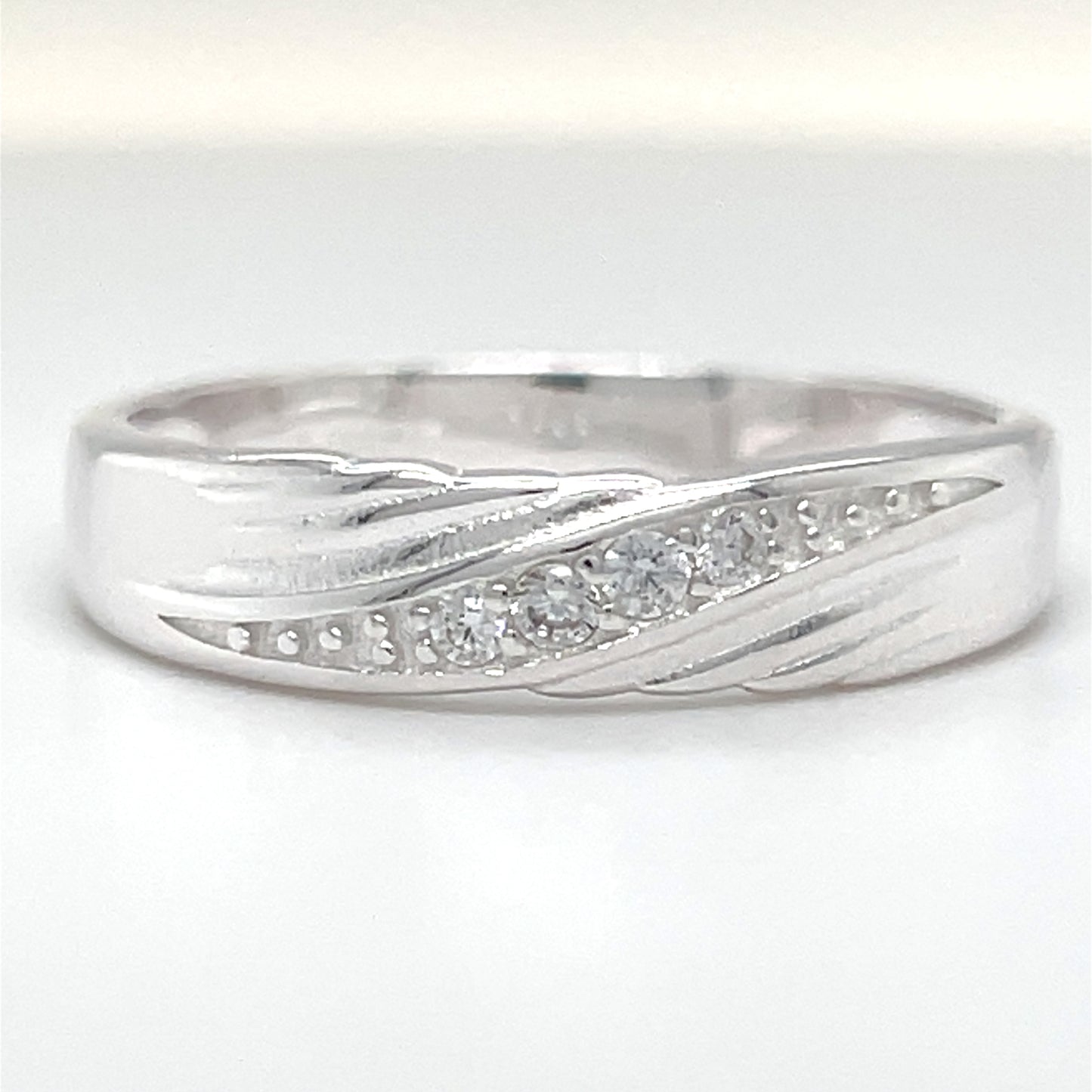 R694 Man Wedding Ring