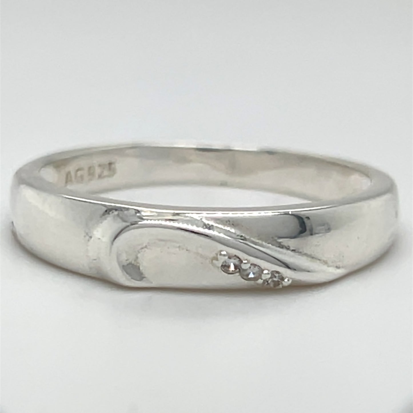 R705 Woman Wedding Ring