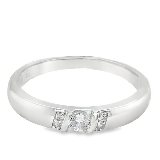 R684 Woman Wedding Ring