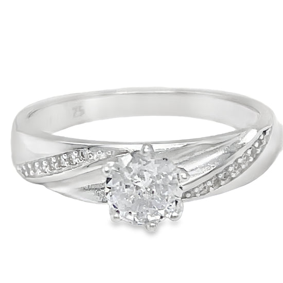 R695 Engagement Ring