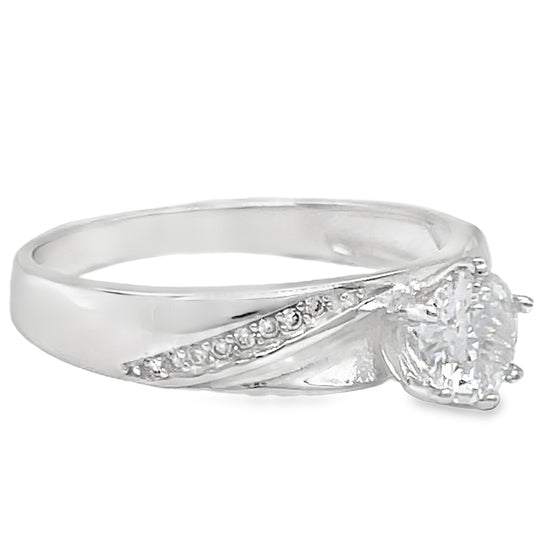 R695 Engagement Ring