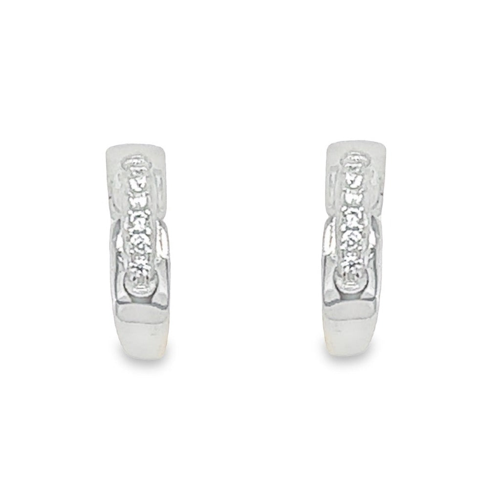 P405 Vertical Diamond Cut Earring