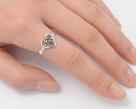 R663 Rose Ring