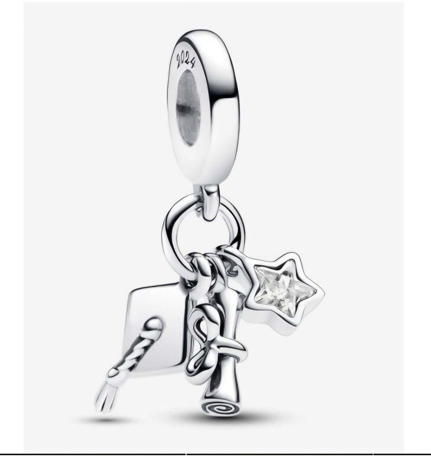 D1882 Graduation Charm