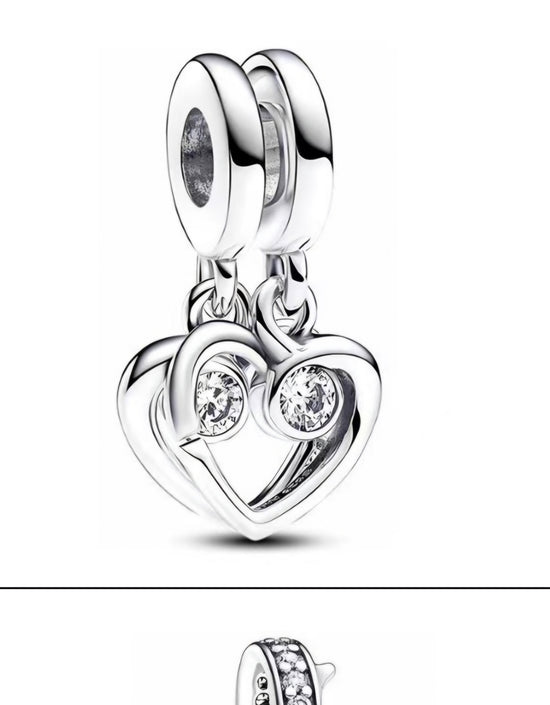 D1904 Two Pcs Heart Charm