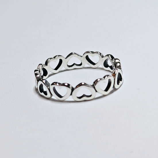 R996 Medium Sized Hearts Ring