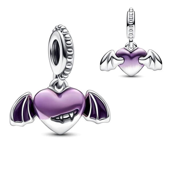 D2261 Heart Fangs Charm Pendant