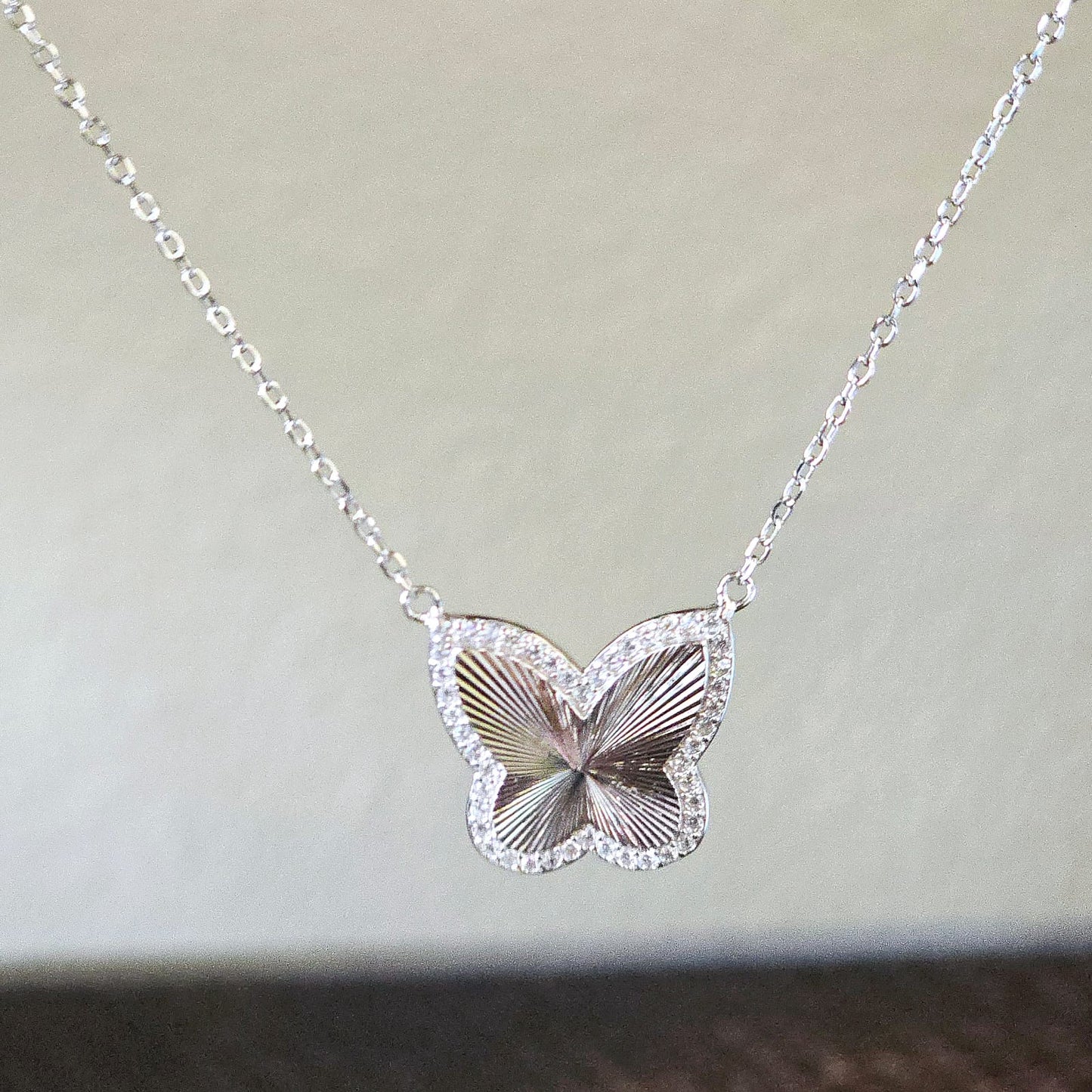 CA570 Butterfly Necklace