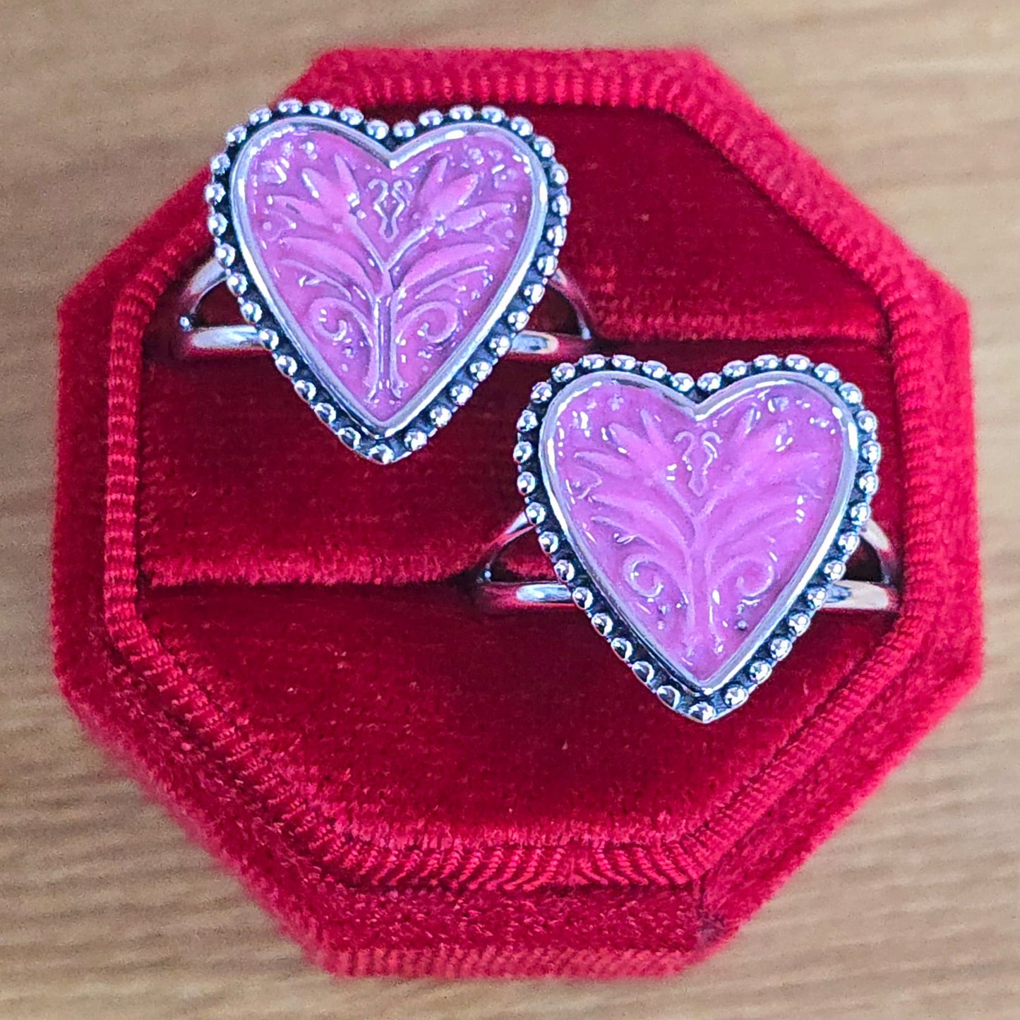 R1011 Pink Enamel Heart Ring