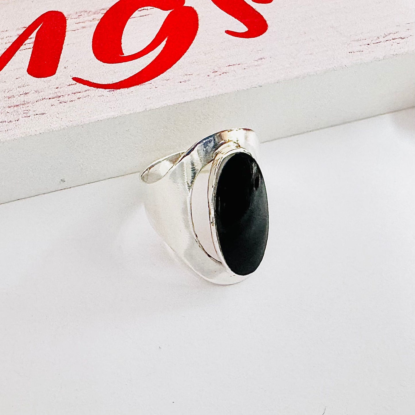 Anillo largo con piedra negra R1056