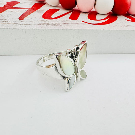 R1078 Big Pearl Butterfly Ring