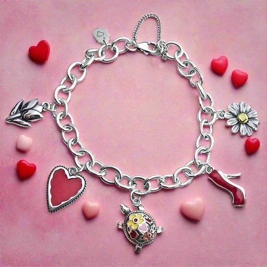 Pulsera con dije de corazón de tortuga