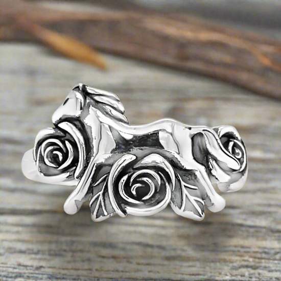 R1010 Horse Rose Ring