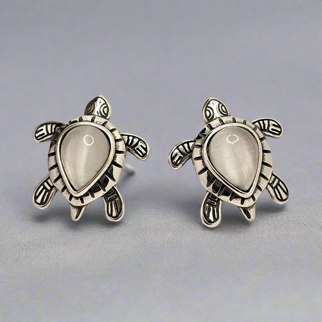 A562 White Stone Turtle Post Earrings