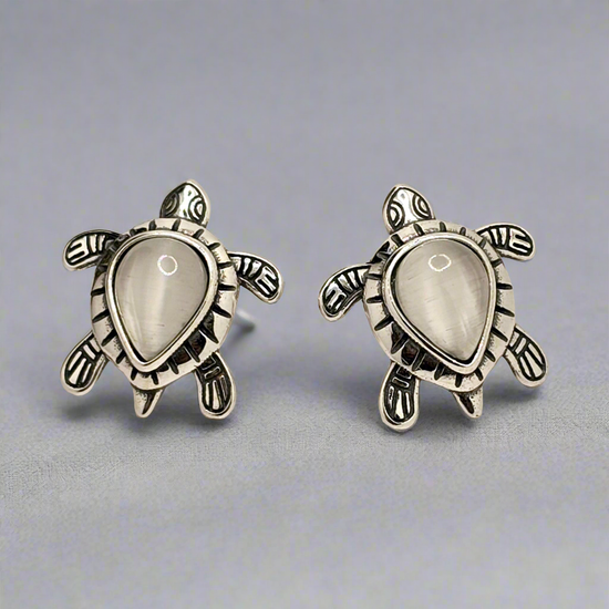 A562 White Stone Turtle Post Earrings