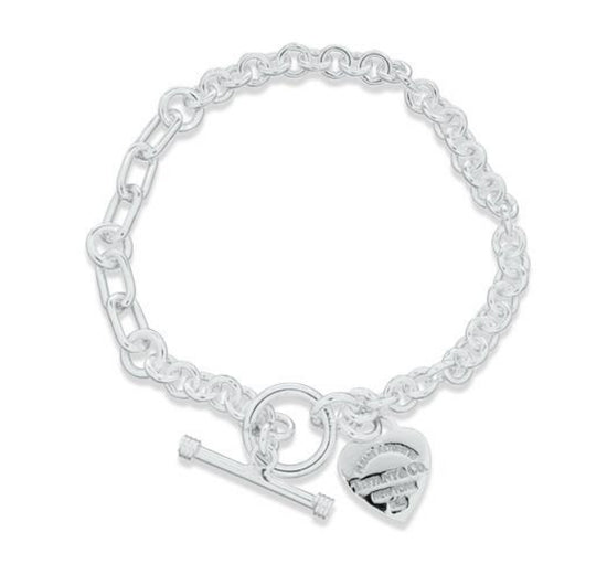 Pulsera con dijes M474 y corazón