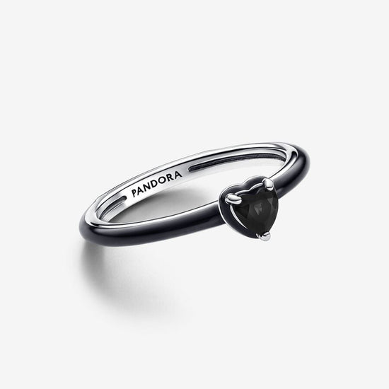 R876 Black Enamel Heart Ring