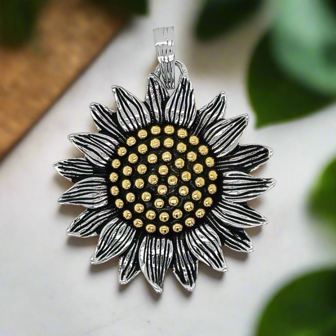 D1501 Big Sunflower Pendant