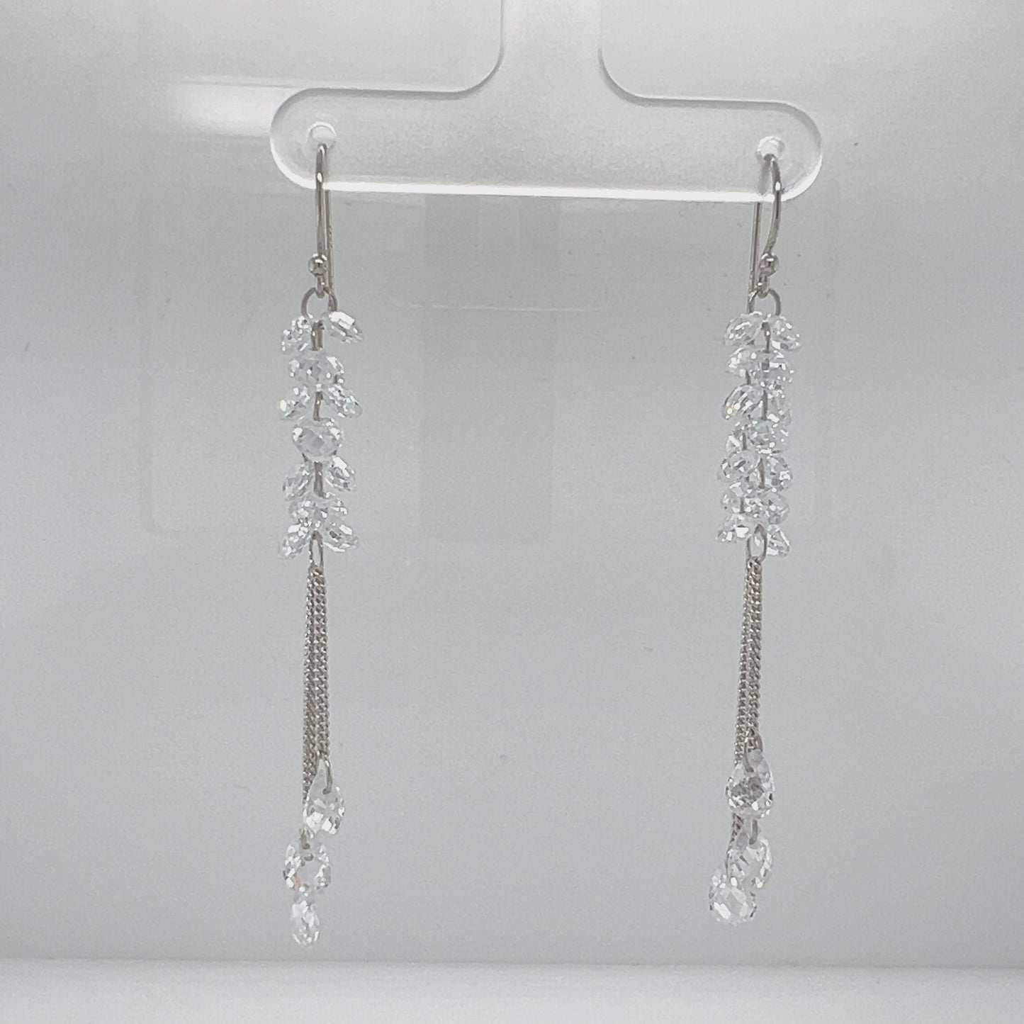 Load and play video in Gallery viewer, P471 CZ Long Earring
