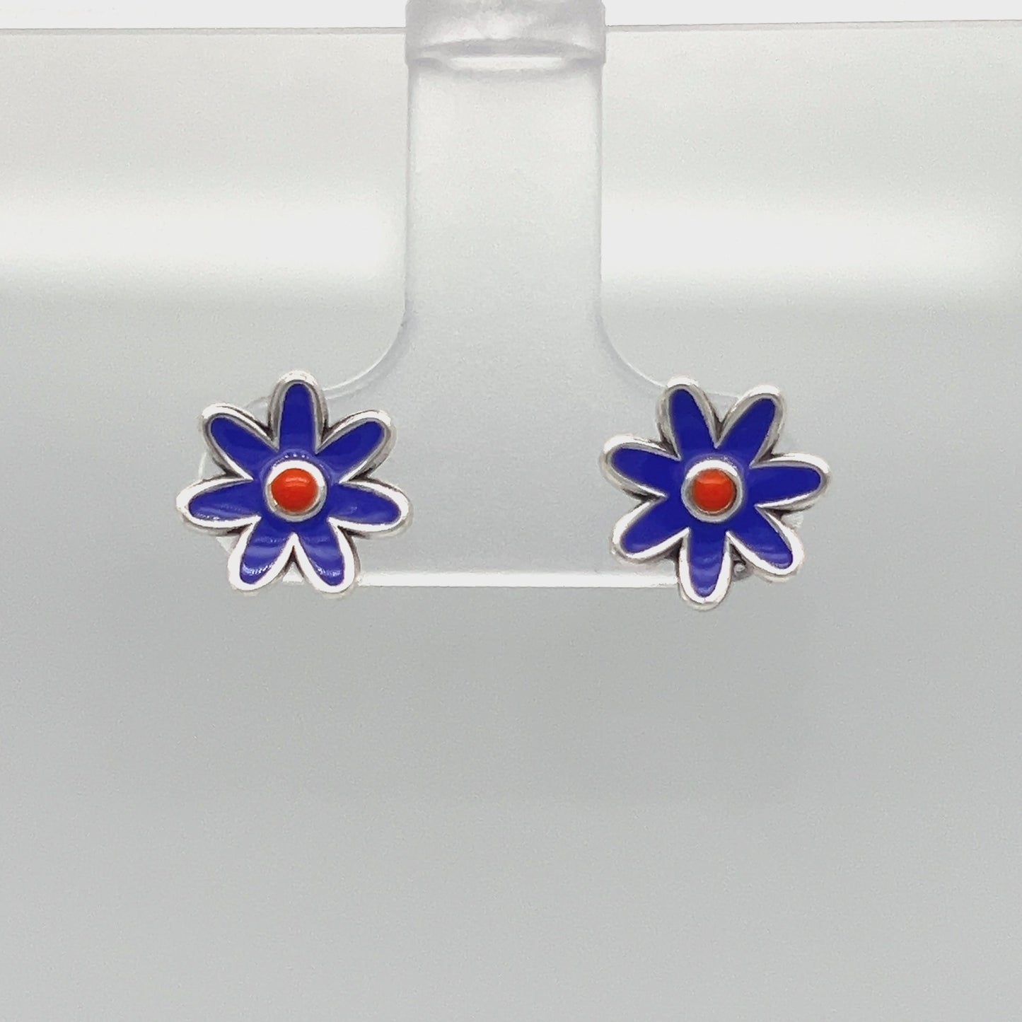 A824 Pendientes Mini Flor Morado Poste