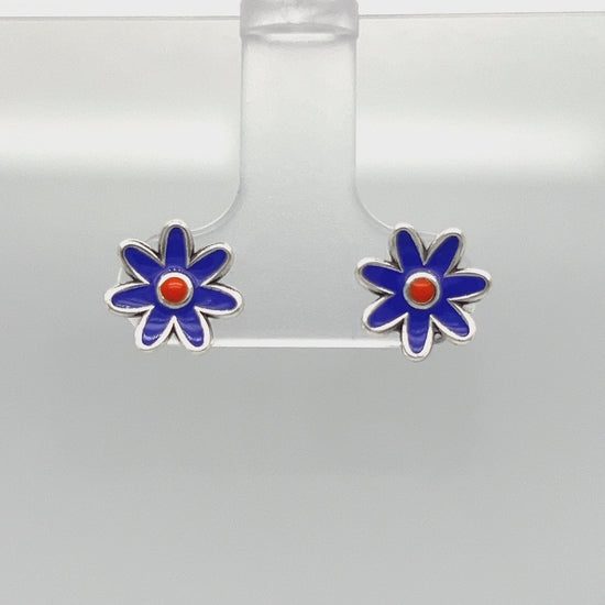 A824 Mini Flower Purple Post Earrings