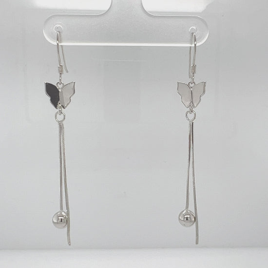 P466 Butterfly Earring